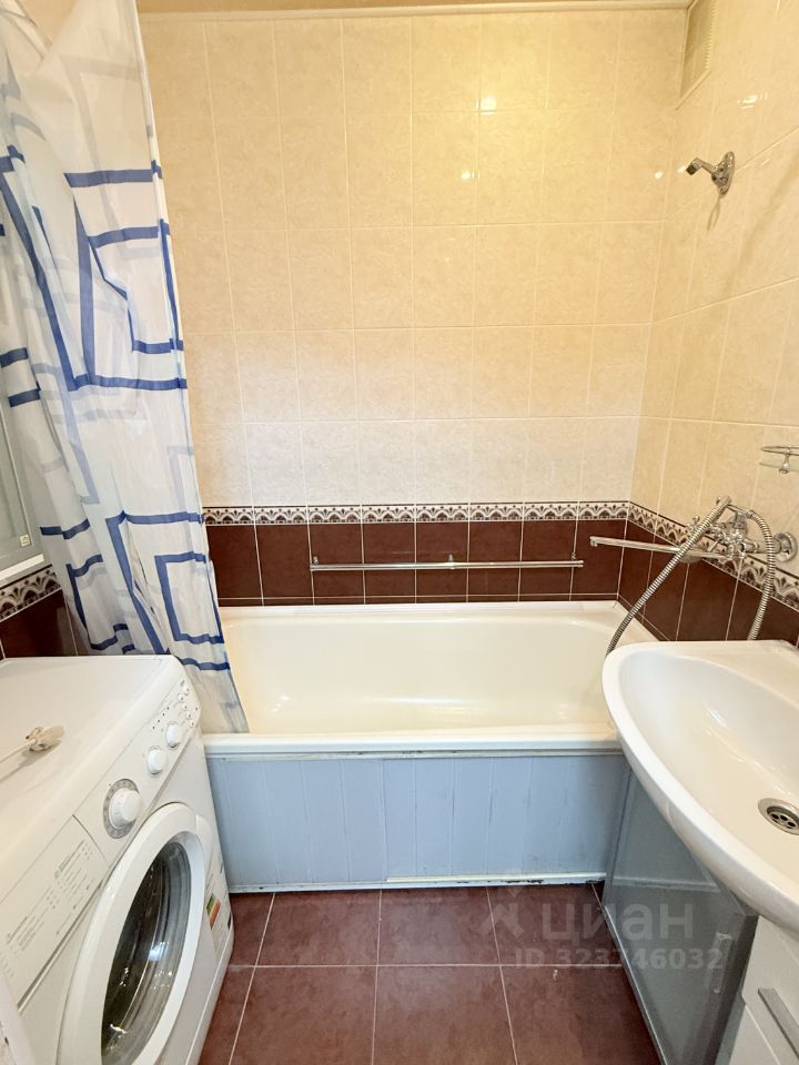 Продажа 1-комн квартиры на вторичном рынке Яхтенная улица, 10К3