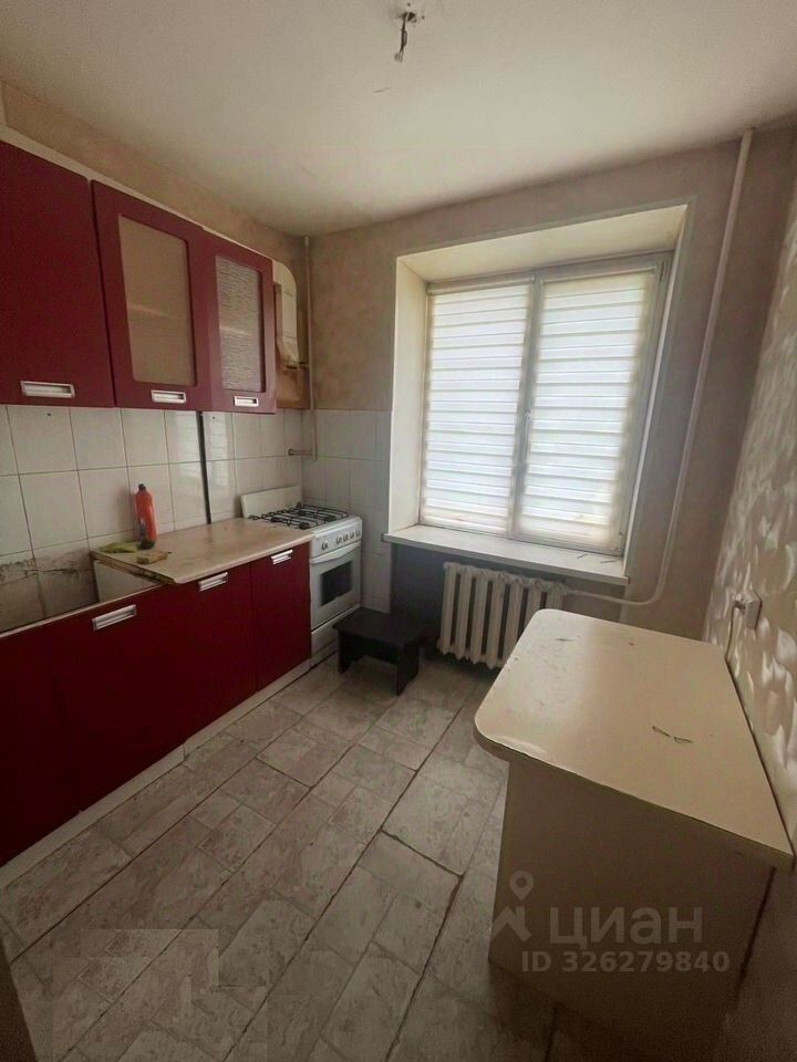 Продажа 3-комн квартиры на вторичном рынке пос. Парголово, улица Первого Мая, 91