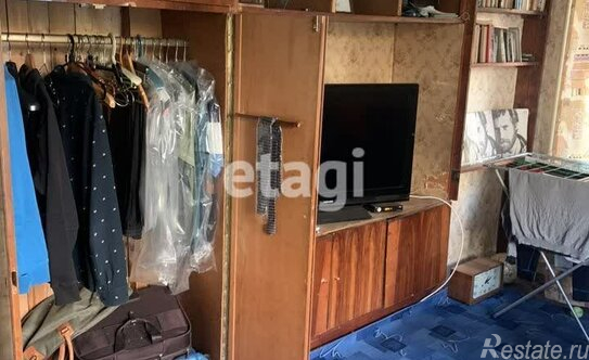 Продажа 1-комн квартиры на вторичном рынке Варшавская ул,  д. 35