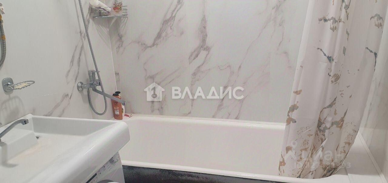 Продажа 3-комн квартиры на вторичном рынке улица Красного Курсанта, 26