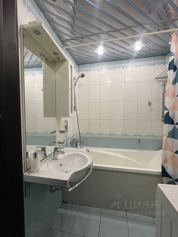 Аренда 2-комн квартиры на вторичном рынке Коломяжский проспект, 28