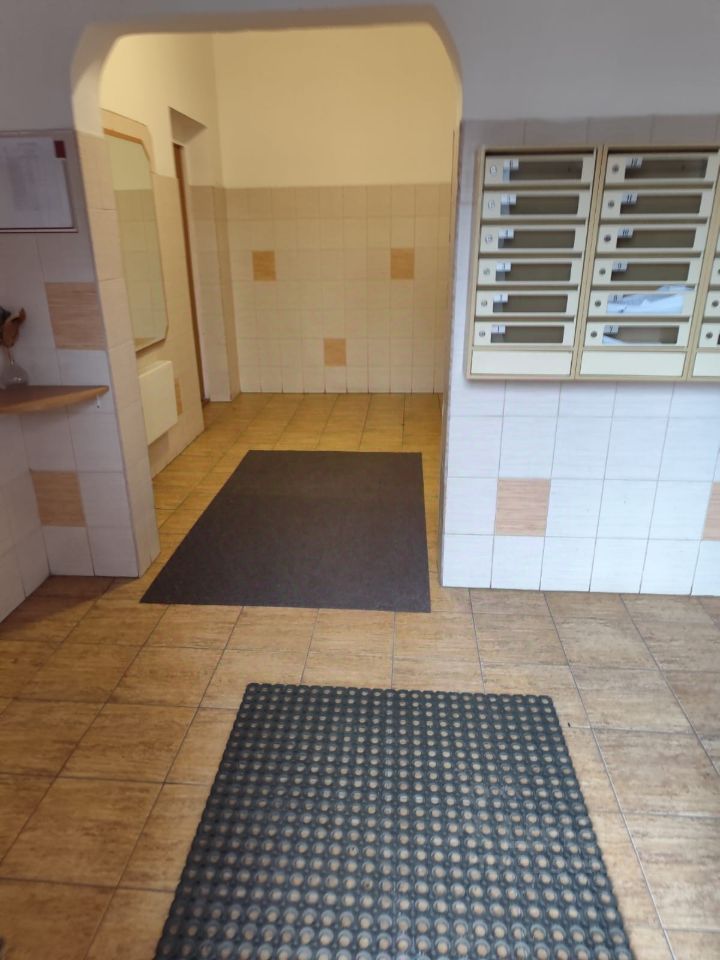 Продажа 2-комн квартиры на вторичном рынке Новокуркинское шоссе, 51