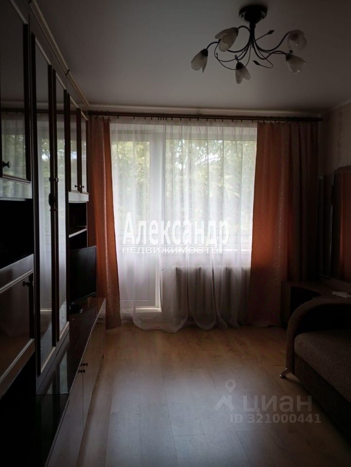 Продажа 2-комн квартиры на вторичном рынке пос. Молодцово, 5
