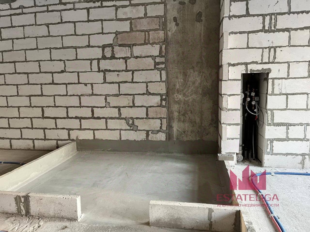 Продажа 4-комн квартиры на вторичном рынке улица Виктора Маслова, 2