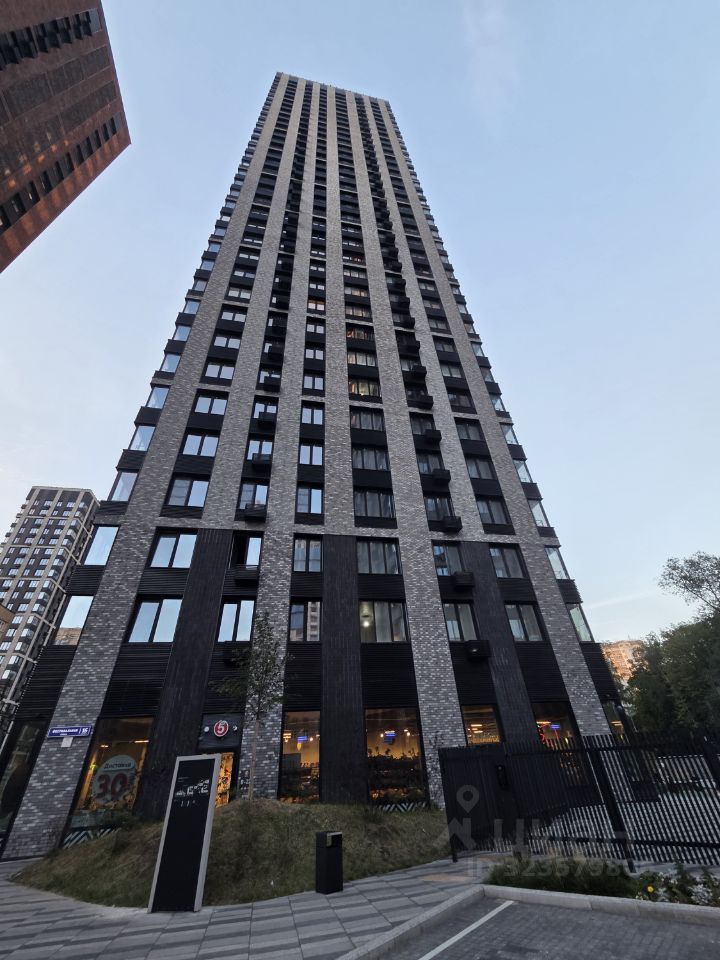 Продажа 4-комн квартиры на вторичном рынке Фестивальная улица, 15к6