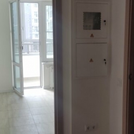 Продажа 2-комн квартиры на вторичном рынке улица Искры,  д. 11