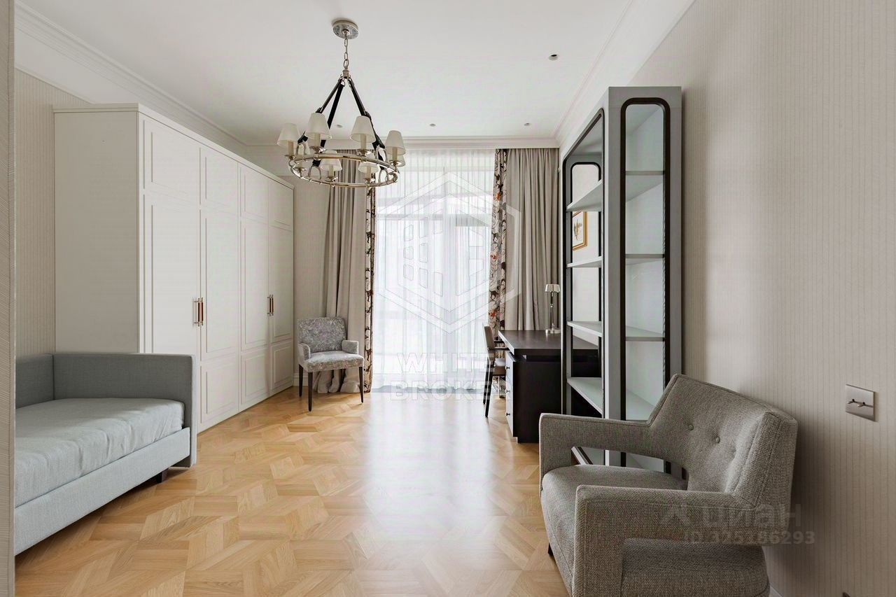 Продажа 5-комн квартиры на вторичном рынке Заречье пгт, улица Весенняя, 2к6