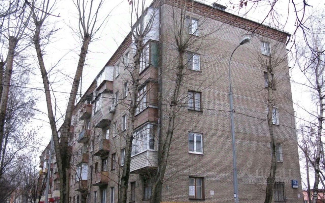 Продажа 2-комн квартиры на вторичном рынке 1-я Владимирская улица, 12К2