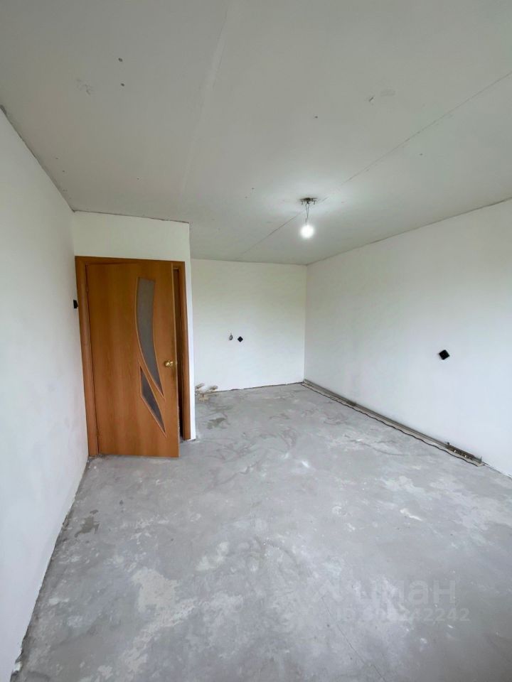 Продажа 1-комн квартиры на вторичном рынке Кронштадт, улица Гидростроителей, 10