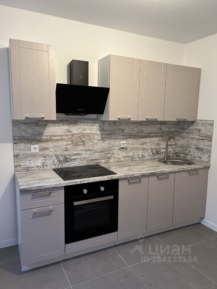 Аренда 1-комн квартиры на вторичном рынке Южная Битца ЖК, пос. Битца, бульвар Южный,  д. 5