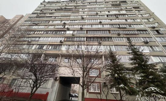 Продажа 1-комн квартиры на вторичном рынке Старобитцевская улица,  д. 23 к4