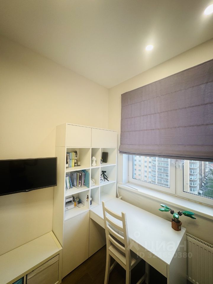 Продажа 1-комн квартиры на вторичном рынке Кудрово г., проспект Строителей, 5