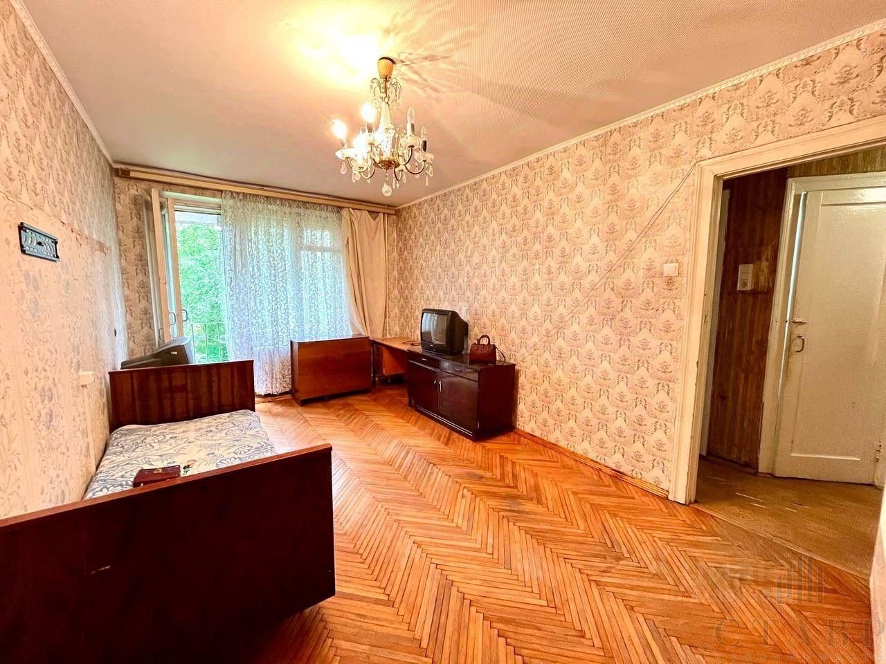 Продажа 3-комн квартиры на вторичном рынке Красное Село, Гвардейская улица, 6к2