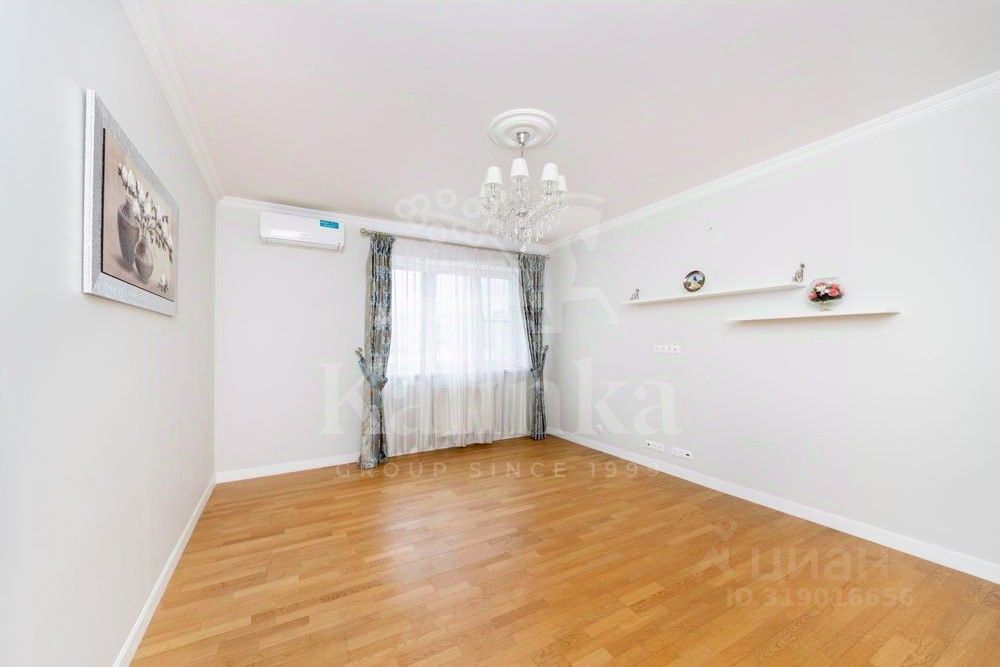 Продажа 2-комн квартиры на вторичном рынке Химки, Молодежная улица, 36А