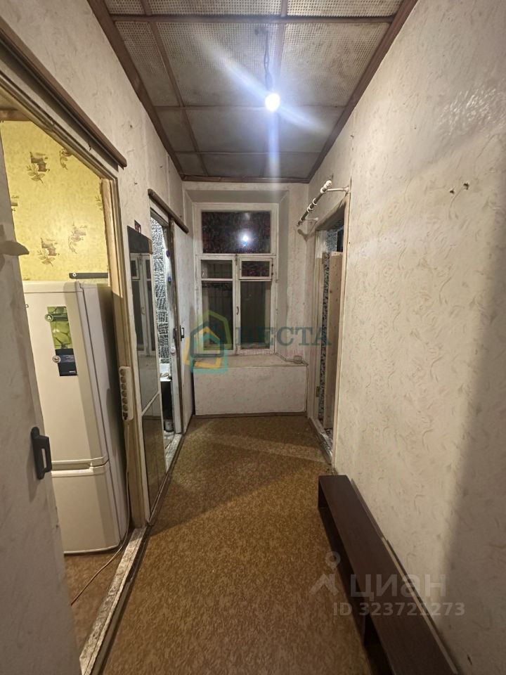 Продажа 1-комн квартиры на вторичном рынке 18-я Васильевского острова линия, 23