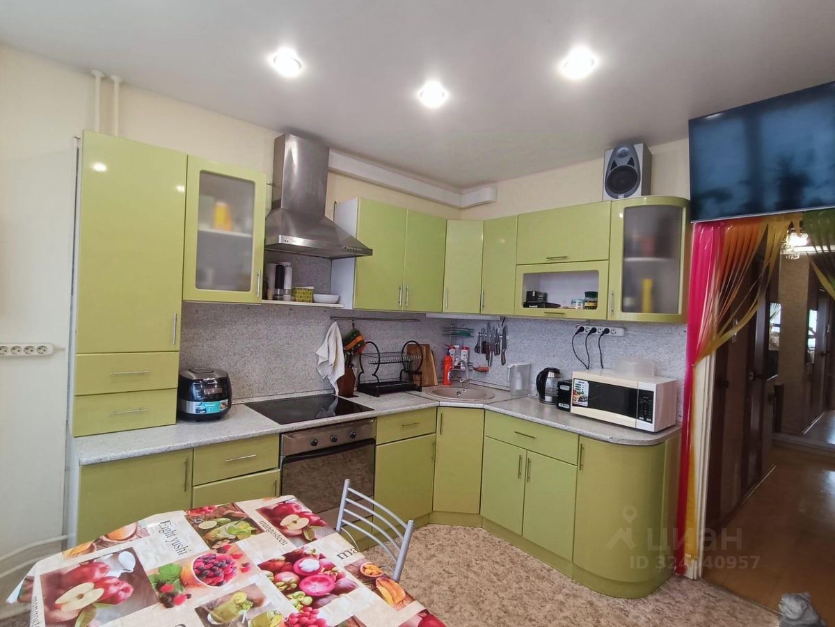 Аренда 2-комн квартиры на вторичном рынке 1-я Вольская улица, 7к1