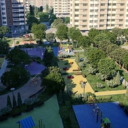 Продажа 2-комн квартиры на вторичном рынке Защитников Москвы пр-кт,  д. 14