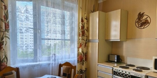 2-комн квартира Хабаровская улица,  д. 4