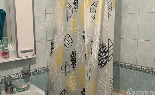 Продажа 2-комн квартиры на вторичном рынке Школьная улица,  д. 1 к2