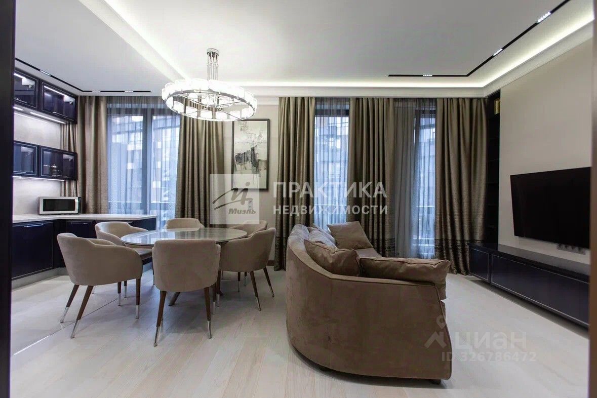 Продажа 3-комн квартиры на вторичном рынке Новогорск мкр, улица Ивановская, 53к2