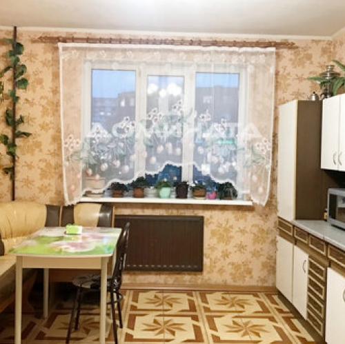 3-комн квартира Камышовая улица,  д. 3