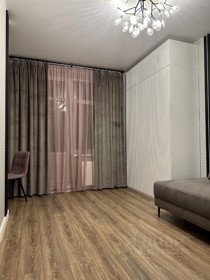 Продажа 2-комн квартиры на вторичном рынке Сабурово пгт, улица Рождественская, 2