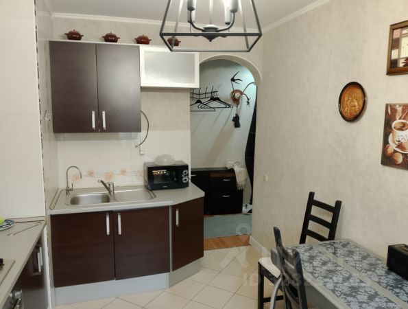 Продажа 3-комн квартиры на вторичном рынке Биокомбината пгт, 27