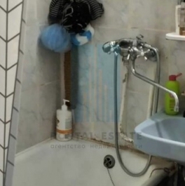 Продажа 3-комн квартиры на вторичном рынке Череповецкая улица,  д. 4