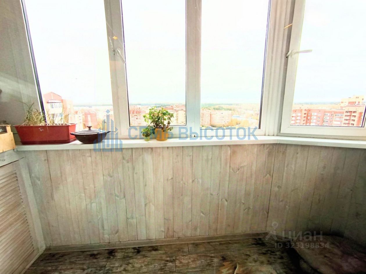 Продажа 2-комн квартиры на вторичном рынке Западный мкр, улица Лунная, 17к3