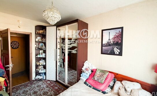 Продажа 2-комн квартиры на вторичном рынке Рождественская улица,  д. 12