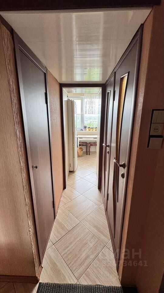 Продажа 3-комн квартиры на вторичном рынке Коммунар г., улица Школьная, 24