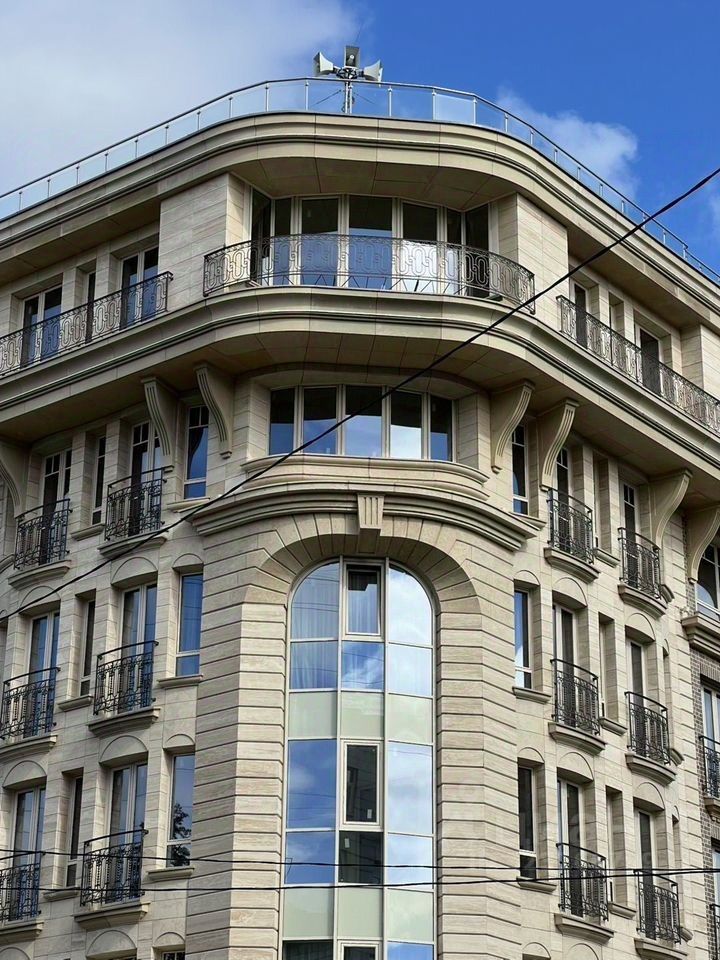 Продажа 3-комн квартиры на вторичном рынке улица Гастелло, 7