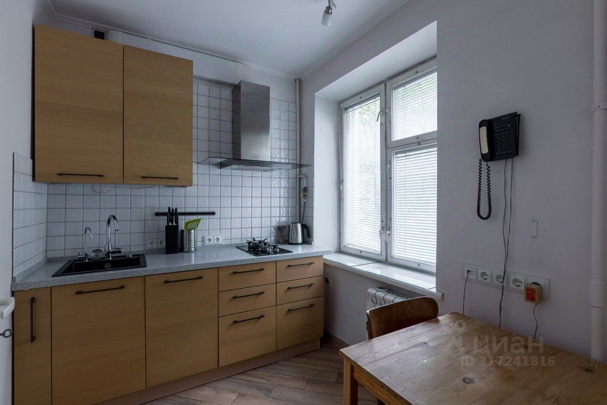 Продажа 2-комн квартиры на вторичном рынке Красноармейская улица, 8К3