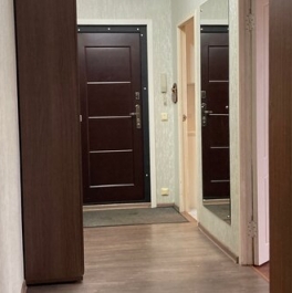 Продажа 3-комн квартиры на вторичном рынке ул Краснобогатырская,  д. 21