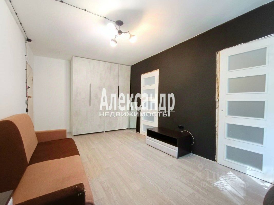 Продажа 4-комн квартиры на вторичном рынке Выборг, улица Сухова, 8