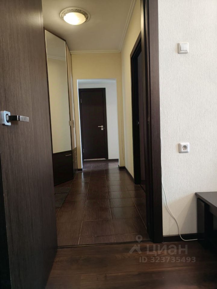 Аренда 2-комн квартиры на вторичном рынке Озерная улица, 4к1