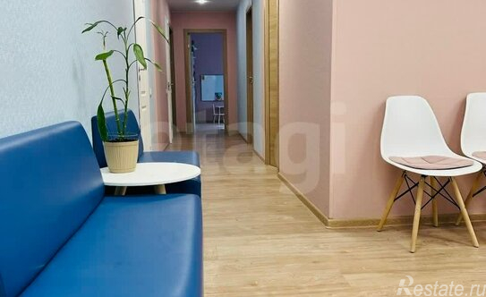 Продажа 3-комн квартиры на вторичном рынке ул Ушинского,  д. 3,  к. 2