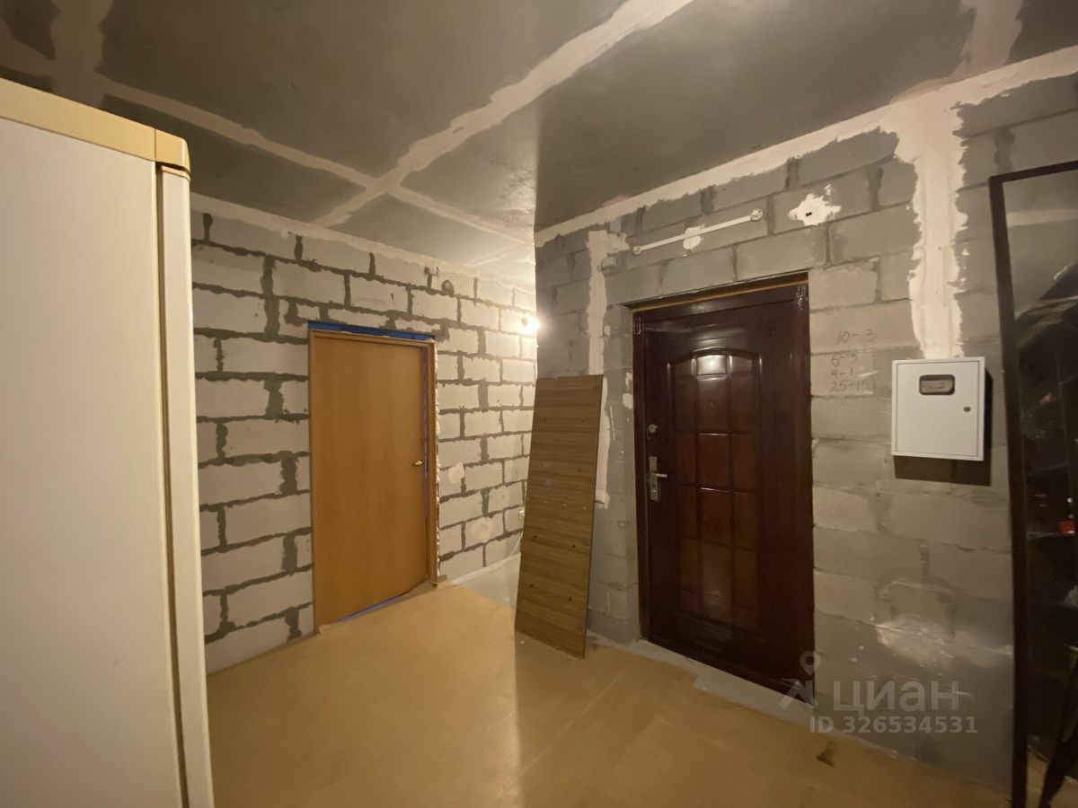 Продажа 3-комн квартиры на вторичном рынке проспект Королева, 63к1