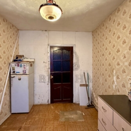 Продажа 2-комн квартиры на вторичном рынке Заречье, улица Декабристов,  д. 12