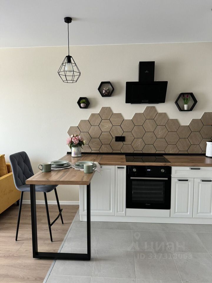 Аренда 1-комн квартиры на вторичном рынке Дрожжино пгт, улица Южная, 3