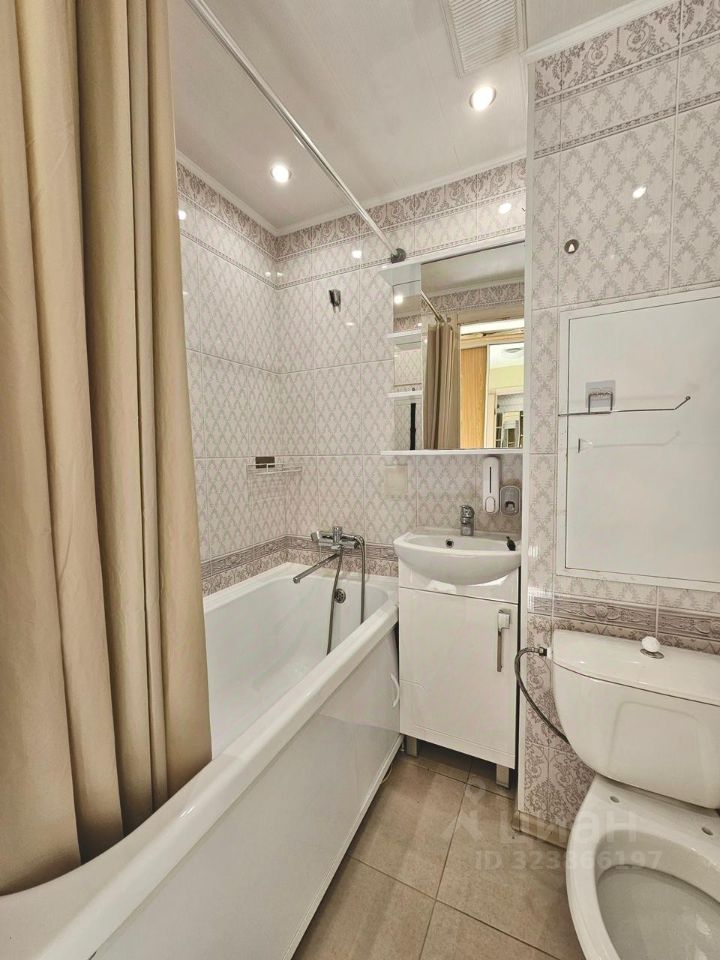 Продажа 1-комн квартиры на вторичном рынке улица Молдагуловой, 22К3