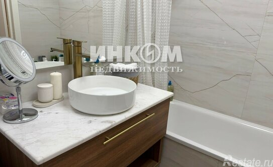 Продажа 3-комн квартиры на вторичном рынке Рублевское ш,  д. 22,  к. 1