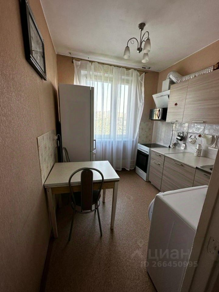 Аренда 2-комн квартиры на вторичном рынке улица Маршала Федоренко, 14К2