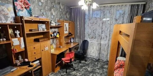 3-комн квартира улица Шотмана,  д. 18