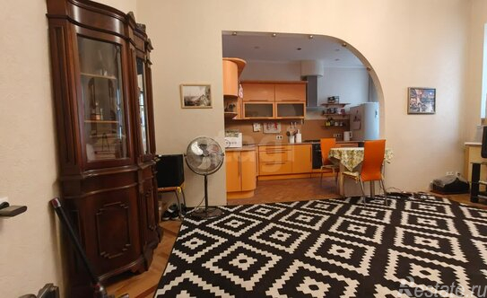 Продажа 2-комн квартиры на вторичном рынке ул Союза Печатников,  д. 3