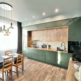 Продажа 2-комн квартиры на вторичном рынке Александра Матросова ул,  д. 1