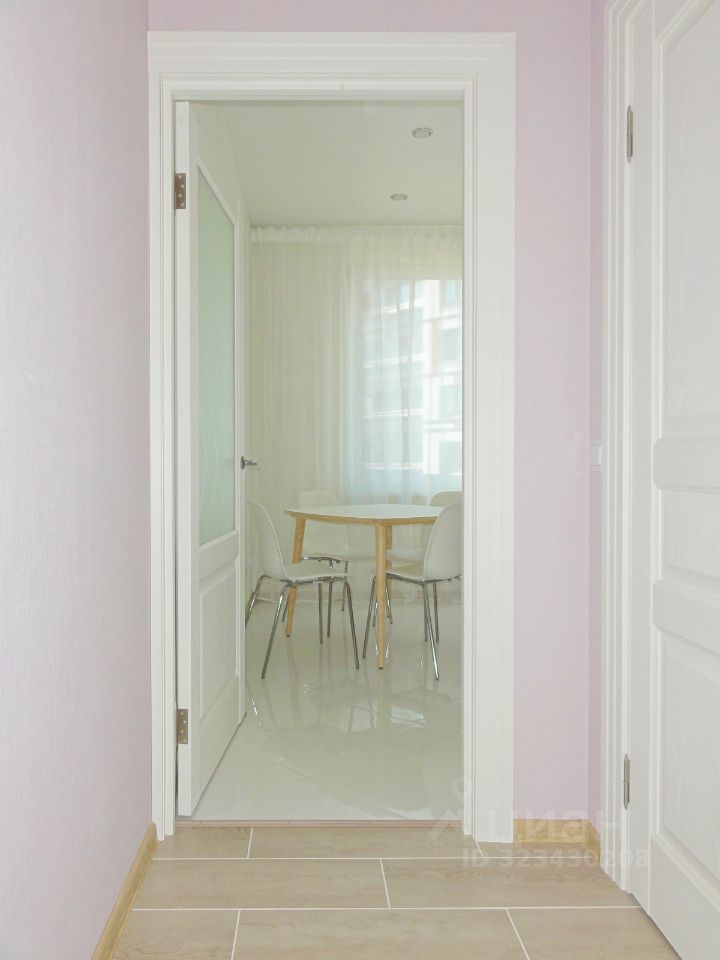 Аренда 2-комн квартиры на вторичном рынке проспект Медиков, 10к1