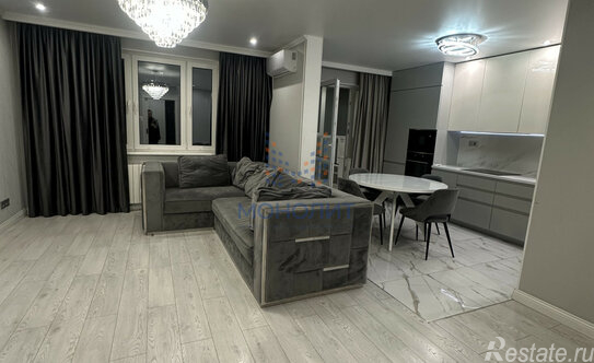 Продажа 3-комн квартиры на вторичном рынке Муравская улица,  д. 38 к2