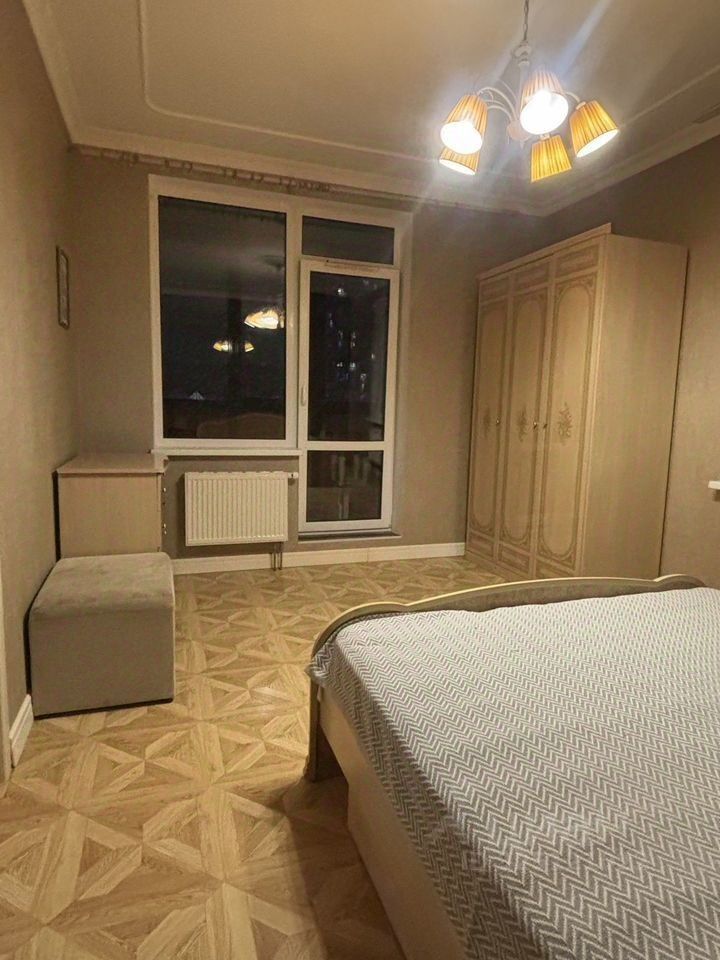 Продажа 1-комн квартиры на вторичном рынке улица Адмирала Трибуца, 10