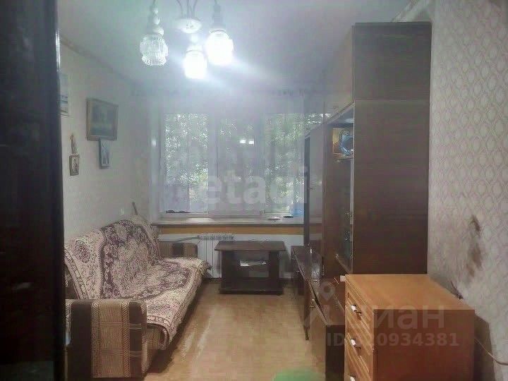 Продажа 1-комн квартиры на вторичном рынке Волхов, Молодежная улица, 18а